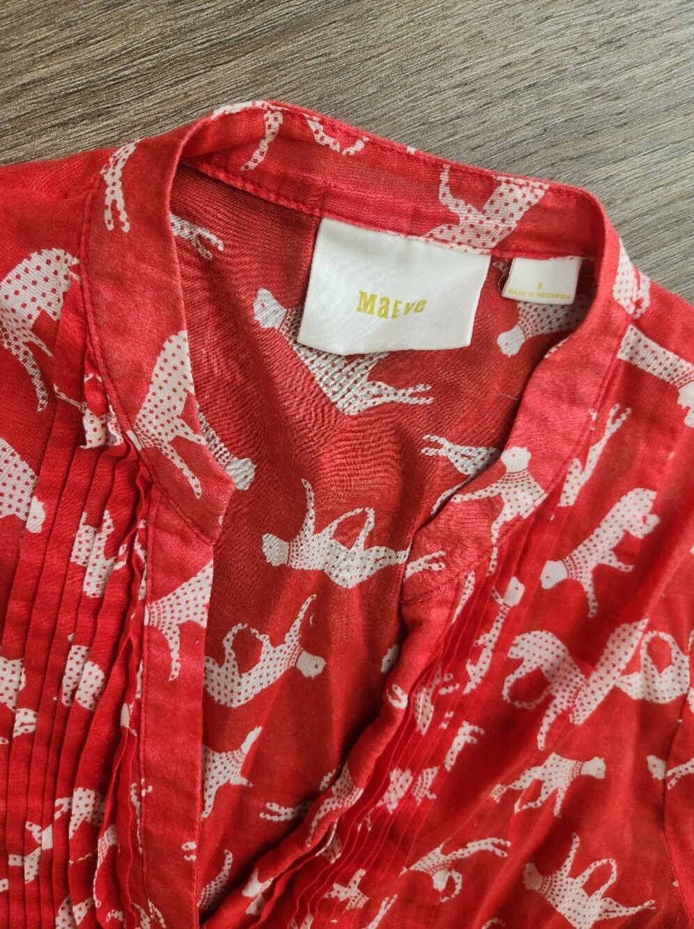 Maeve by Anthropologie Pintucked Red White Leopard Print Button Down Blouse